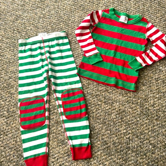 Hanna Andersson Other - Hanna Andersson Christmas striped 2 pc pajamas 4T